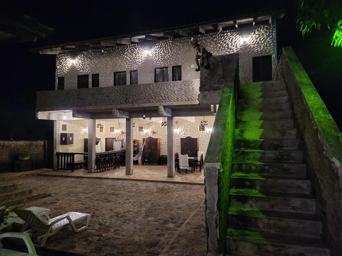 Hostal Casa De Las Gargolas Amapala Exterior foto
